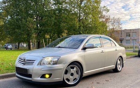 Toyota Avensis III рестайлинг, 2007 год, 800 000 рублей, 17 фотография