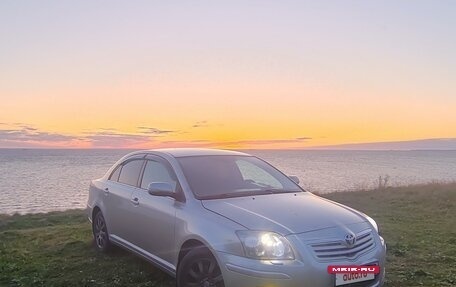 Toyota Avensis III рестайлинг, 2007 год, 800 000 рублей, 21 фотография