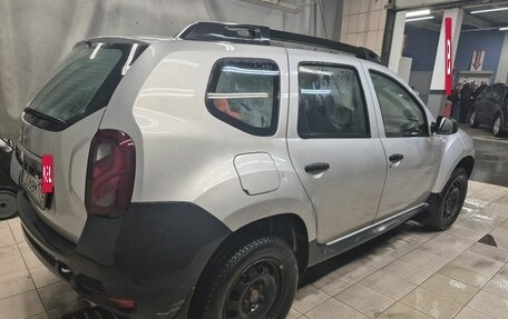 Renault Duster I рестайлинг, 2016 год, 1 049 000 рублей, 3 фотография