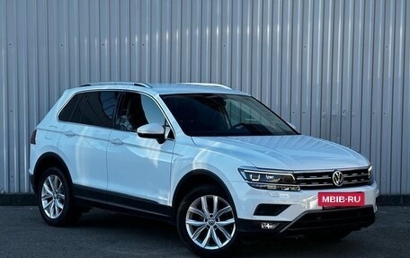 Volkswagen Tiguan II, 2018 год, 3 150 000 рублей, 3 фотография