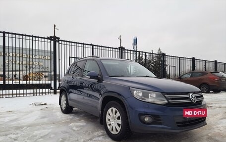 Volkswagen Tiguan I, 2012 год, 1 080 000 рублей, 2 фотография