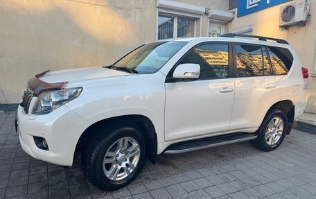 Toyota Land Cruiser Prado 150 рестайлинг 2, 2012 год, 3 150 000 рублей, 2 фотография