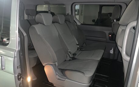 Hyundai H-1 II рестайлинг, 2015 год, 2 380 000 рублей, 16 фотография