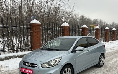 Hyundai Solaris II рестайлинг, 2011 год, 800 000 рублей, 1 фотография