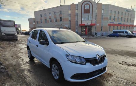 Renault Sandero II рестайлинг, 2018 год, 680 000 рублей, 3 фотография