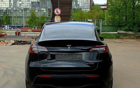 Tesla Model Y I, 2021 год, 6 000 000 рублей, 3 фотография