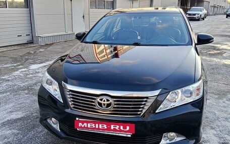 Toyota Camry, 2014 год, 1 825 000 рублей, 2 фотография