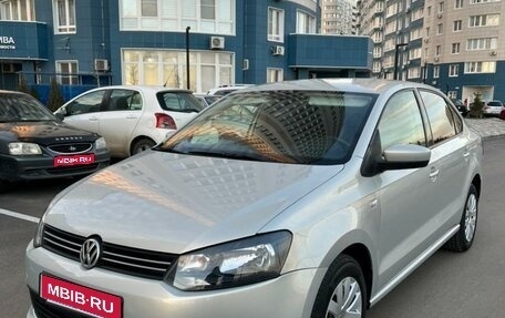 Volkswagen Polo VI (EU Market), 2013 год, 880 000 рублей, 1 фотография