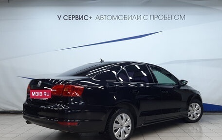 Volkswagen Jetta VI, 2012 год, 880 000 рублей, 3 фотография