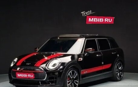 MINI Clubman, 2020 год, 2 990 000 рублей, 1 фотография