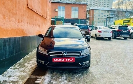 Volkswagen Passat B7, 2011 год, 1 050 000 рублей, 2 фотография