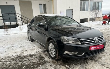 Volkswagen Passat B7, 2011 год, 1 050 000 рублей, 16 фотография