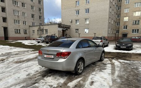 Chevrolet Cruze II, 2011 год, 510 000 рублей, 5 фотография