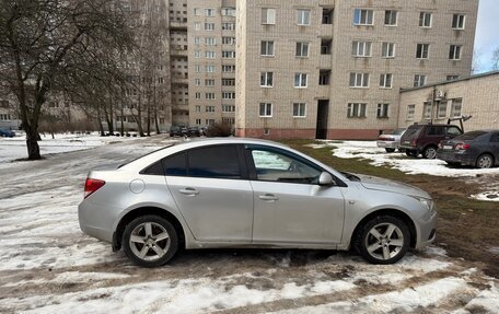 Chevrolet Cruze II, 2011 год, 510 000 рублей, 4 фотография