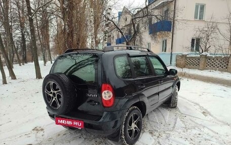 Chevrolet Niva I рестайлинг, 2010 год, 485 000 рублей, 9 фотография