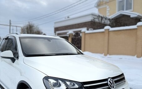 Volkswagen Touareg III, 2011 год, 1 750 000 рублей, 12 фотография