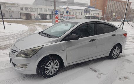 Hyundai Solaris II рестайлинг, 2016 год, 890 000 рублей, 6 фотография