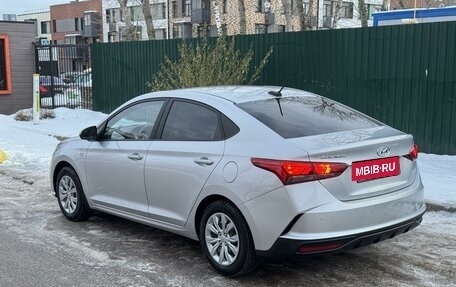 Hyundai Solaris II рестайлинг, 2021 год, 1 720 000 рублей, 2 фотография