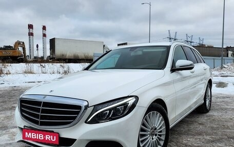 Mercedes-Benz C-Класс, 2017 год, 2 600 000 рублей, 1 фотография