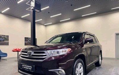 Toyota Highlander III, 2013 год, 2 511 000 рублей, 1 фотография