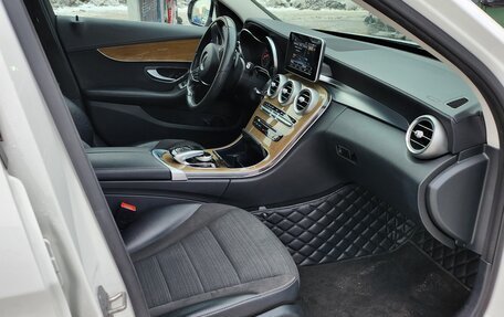 Mercedes-Benz C-Класс, 2017 год, 2 600 000 рублей, 17 фотография