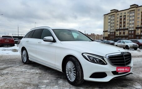 Mercedes-Benz C-Класс, 2017 год, 2 600 000 рублей, 21 фотография