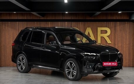 BMW X7, 2022 год, 15 000 000 рублей, 3 фотография