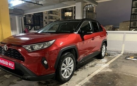 Toyota RAV4, 2021 год, 4 350 000 рублей, 6 фотография