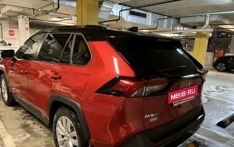 Toyota RAV4, 2021 год, 4 350 000 рублей, 9 фотография