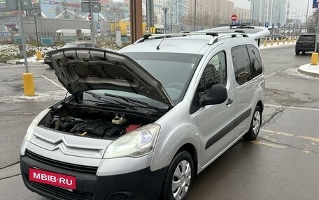 Citroen Berlingo II рестайлинг, 2010 год, 800 000 рублей, 29 фотография