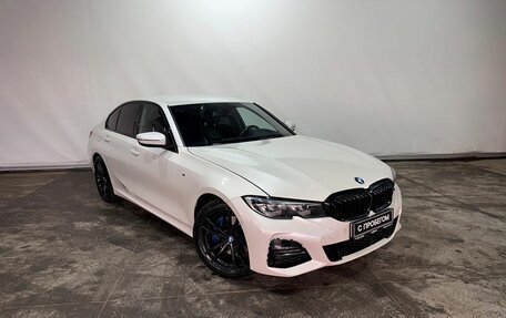 BMW 3 серия, 2019 год, 3 310 000 рублей, 3 фотография