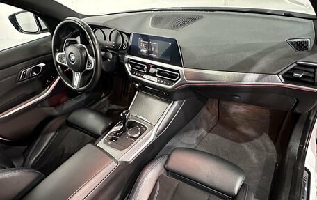 BMW 3 серия, 2019 год, 3 310 000 рублей, 11 фотография