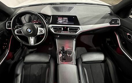 BMW 3 серия, 2019 год, 3 310 000 рублей, 9 фотография