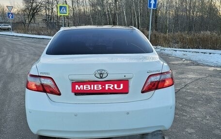 Toyota Camry, 2010 год, 850 000 рублей, 4 фотография