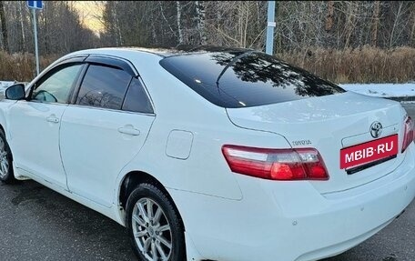 Toyota Camry, 2010 год, 850 000 рублей, 7 фотография