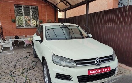 Volkswagen Touareg III, 2011 год, 1 700 000 рублей, 9 фотография