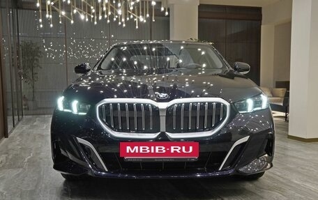 BMW 5 серия, 2024 год, 10 900 000 рублей, 3 фотография