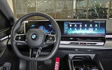 BMW 5 серия, 2024 год, 10 900 000 рублей, 9 фотография