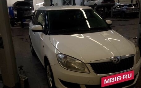 Skoda Fabia II, 2014 год, 796 000 рублей, 2 фотография