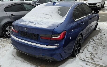 BMW 3 серия, 2019 год, 2 900 000 рублей, 3 фотография