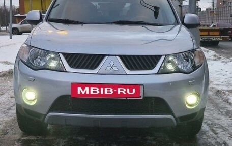 Mitsubishi Outlander III рестайлинг 3, 2008 год, 1 350 000 рублей, 6 фотография