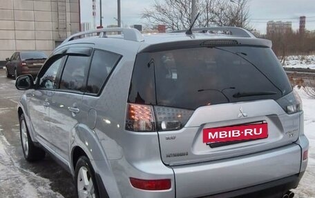 Mitsubishi Outlander III рестайлинг 3, 2008 год, 1 350 000 рублей, 9 фотография