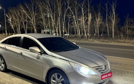 Hyundai Sonata VI, 2010 год, 1 300 000 рублей, 3 фотография