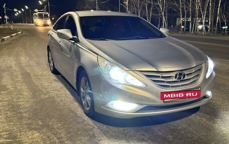 Hyundai Sonata VI, 2010 год, 1 300 000 рублей, 2 фотография