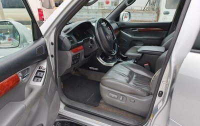 Toyota Land Cruiser Prado 120 рестайлинг, 2007 год, 1 900 000 рублей, 1 фотография