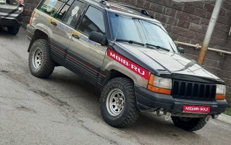 Jeep Grand Cherokee, 1997 год, 810 000 рублей, 1 фотография