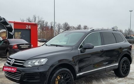 Volkswagen Touareg III, 2011 год, 2 250 000 рублей, 2 фотография