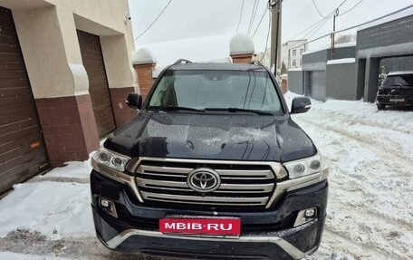 Toyota Land Cruiser 200, 2016 год, 5 200 000 рублей, 4 фотография