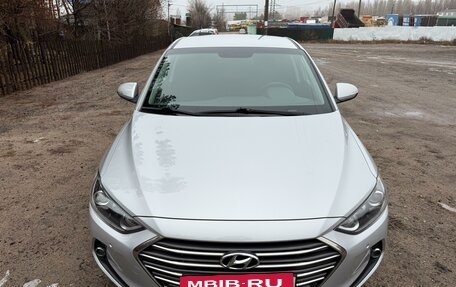 Hyundai Elantra VI рестайлинг, 2018 год, 1 990 000 рублей, 2 фотография