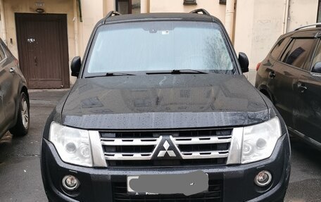 Mitsubishi Pajero IV, 2011 год, 1 900 000 рублей, 1 фотография